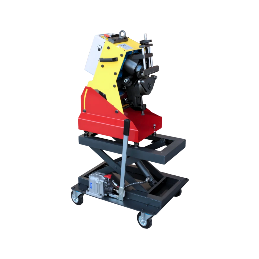 GBC Challenge 15 plåtfasmaskin monterad på vagn för flexibel och ergonomisk plåtbearbetning.