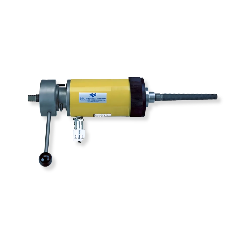 Hydraulisk dragcylinder för spjuttyp tubutdragning vid omtubning av värmeväxlare och pannor