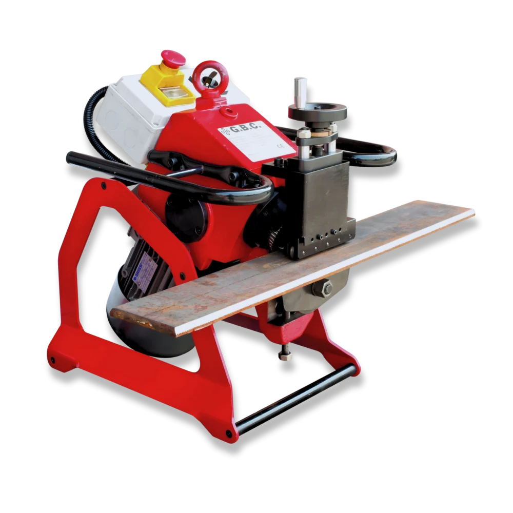Plåtfasmaskin GBC Challenge 12 i röd design för självmatande fasning av plåt.