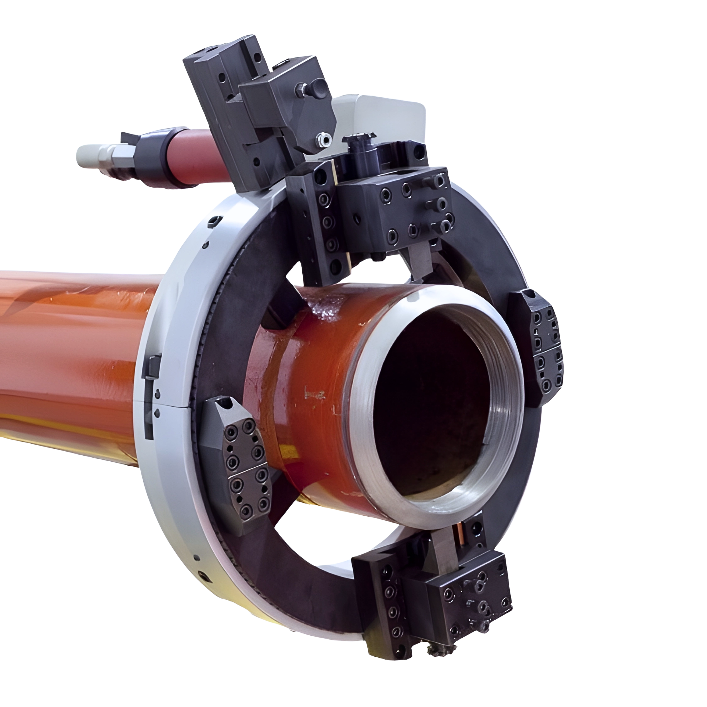 MCA Rörkap utför exakt kallkapning och fasning av stålrör