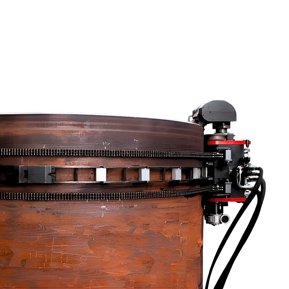 TAF kedjemonterad kap- och fogberedningsmaskin i arbete på stort industrirör