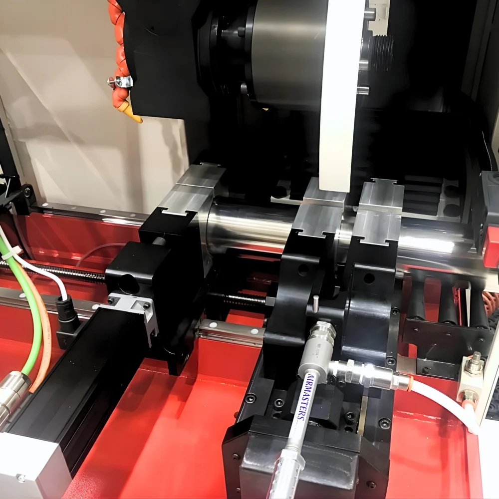 SE400 fastspänningssystem med spännhylsa för exakt låsning av rör.