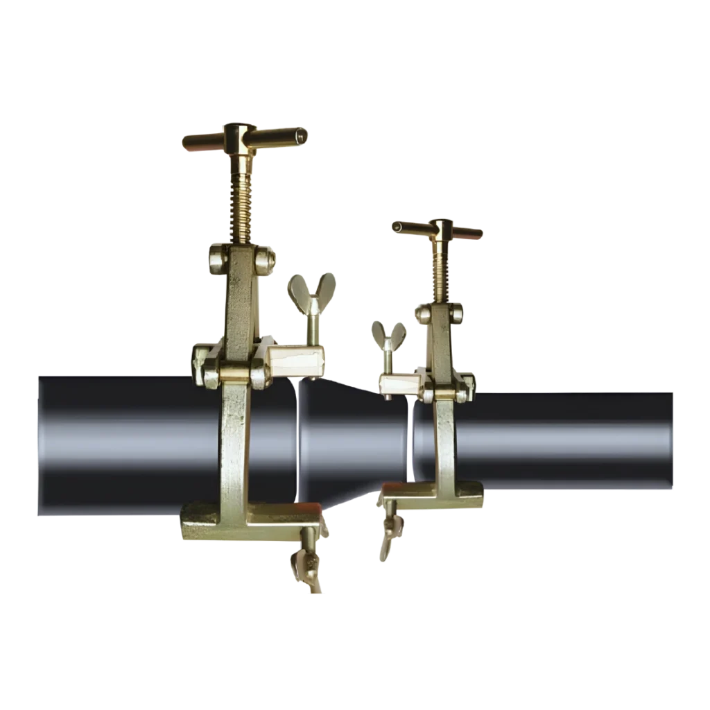 Gold Bridge rörinriktningsklämma i smitt stål för exakt och säker centrering av rör vid svetsning.